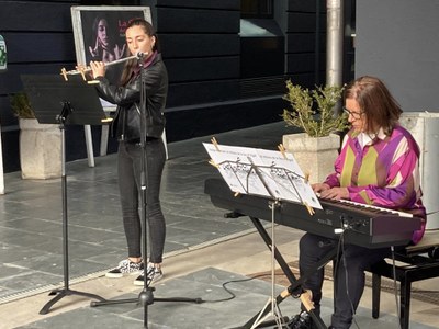 Interpretació musical de l'EMM en el marc del Dia de les Dones (Foto: EMM La Seu)
