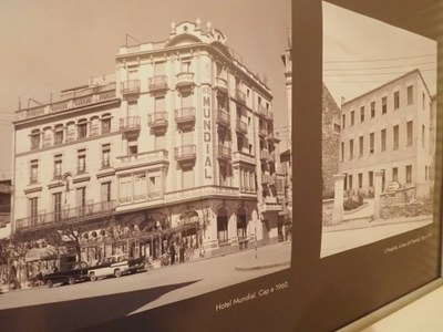 L'Hotel Mundial i l'Hospital de la Seu cap a 1960 (Fons Esclusa)