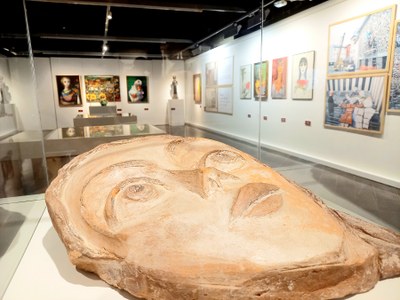 La primera versió de l'escultura de Palau Ferré per al convent de la Punxa de la Seu, a l'exposició de l'IEI
