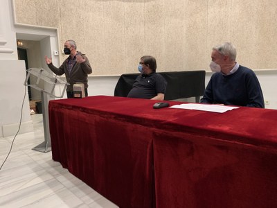 Lliurament a Oriol Olesti del Premi Josep Egozcue-Vila de Puigcerdà 2020 (Foto: Grup de Recerca de Cerdanya)