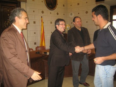 Lliurament dels pisos de Monturull