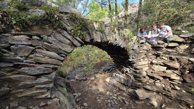 Visita d'obres al pont del Carrasut de Llívia (Foto: Ajuntament de Llívia)