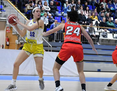 Sierra Campisano, en una jugada d'atac del partit d'EuroCup contra l'Spar Girona (Foto: Agustí Peña)