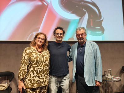 Oliver Roura rep el Premi d’adquisició Kells Art Collection a Abierto València 2025 (Foto cedida per Oliver Roura)