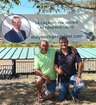 Toni Vilarrubla amb el nou president de la Federació de Caça de Lleida, Ramon Mayench (Foto: Club de Caça i Pesca Alt Urgell)