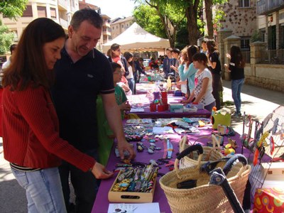 Institut Joan Brudieu - Fira de productes i serveis 2014