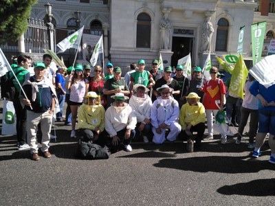 Participació d'UP a la manifestació davant el Ministeri (Foto: UP)