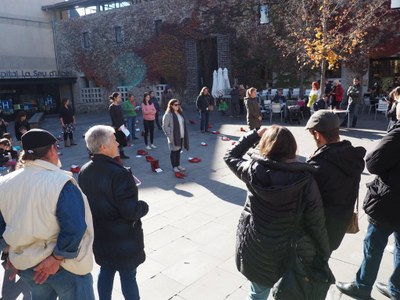 Instal·lació 'Sabates Vermelles' a la Seu