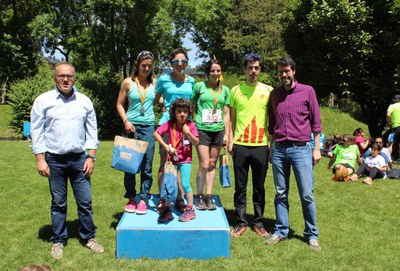Lliurament de premis al podi femení (Foto: Ajuntament de la Seu d'Urgell)