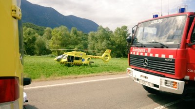 Accident a la C-14 (Foto: Bombers de Coll de Nargó)