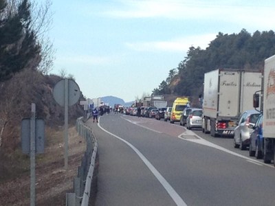 La C-14 al pas per Bassella (Arxiu)