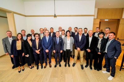 La delegació d'Andorra a l'assemblea de la FIS en què s'ha atorgat els Mundials d'esquí de 2029 i 2031 (Foto: FAE)
