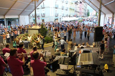 Sardanes a la Seu