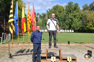 Jose García Gómez, al podi de la modalitat Round 1440 (Foto: Tir amb Arc Pardinyes)
