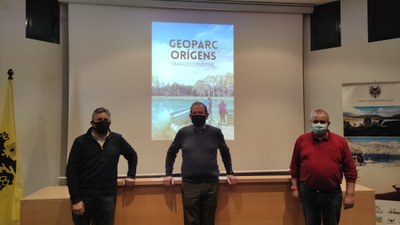 Presentació de la nova guia d'ecoturisme del Geoparc Orígens (Foto: Consell Comarcal del Pallars Jussà)