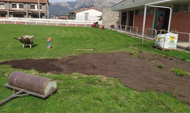 Treballs de manteniment al Camp Municipal d'Oliana (@ceoliana)