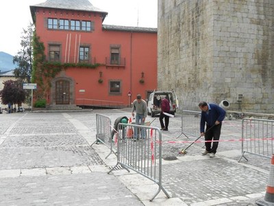 Plaça dels Oms - Obres d'arranjament