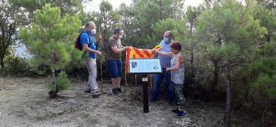 Inauguració del plafó informatiu sobre Jacint Verdaguer a Coll Marí (Foto: Aj. Organyà)
