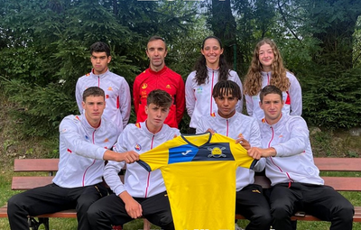 La representació del Cadí CK als Mundials Júnior i U23 d'eslàlom i caiac cross (Foto: Cadí CK)
