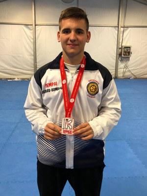Gerard Gombau, bronze a la prova de la Youth League a Caorle (Foto: Karate Kobudo Pirineus)