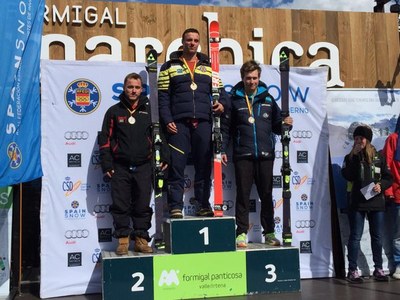 Podi del campionat estatal SG: Àlex Puente, Pol Carreras i Erik Cruz (RFEDI)
