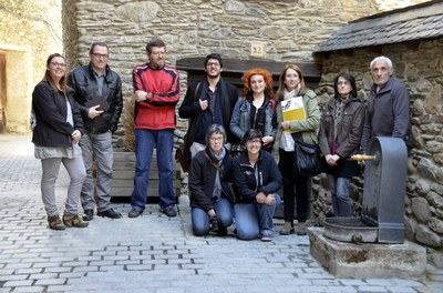 Investigadors en bruixeria, a Esterri d'Àneu (ACN/Marta Lluvich)