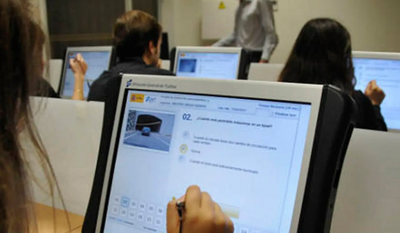 Examen DGT (Foto: Liopardo)