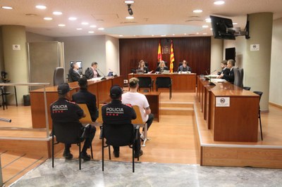 Un moment del primer dia de judici a l'Audiència de Lleida per una presumpta violació a la Seu d'Urgell (Foto: ACN/Ignasi Gómez)