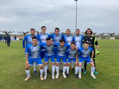 Alineació de La Seu FC al camp de la Vilanovenca (@fclaseu)