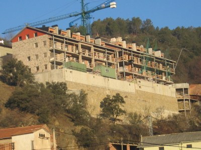Una construcció al Poble Sec