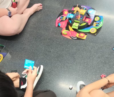 Activitat lúdica per a alumnes nouvinguts per aprendre català (Foto: PEE)