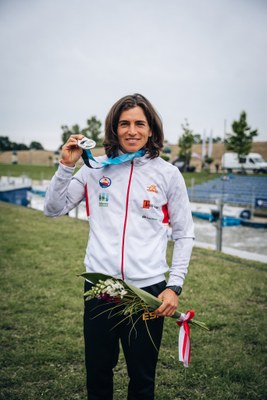 Medalla de plata de Maialen Chourraut a la tercera prova de la Copa del Món d'Eslàlom, a Cracòvia (Foto: RFEP)