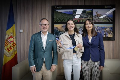 Reconeixement del Govern d'Andorra a la piragüista Mònica Doria (Fotos: Govern d'Andorra)