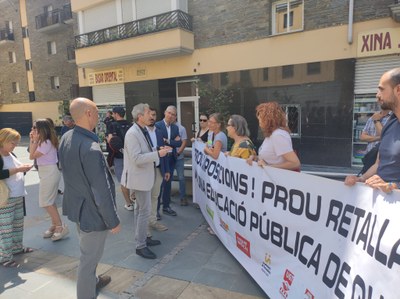 Manifestació de membres de la Coordinadora de Sindicats de l'Educació Pública (Foto: Coordinadora de Sindicats de l'Educació Pública)