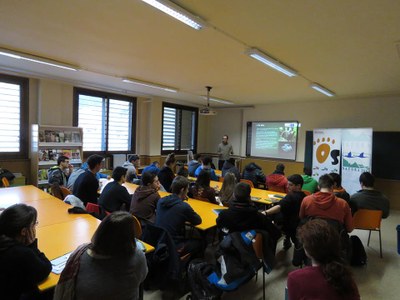 Xerrada de Piroslife a l'Escola de Pastors (TES)