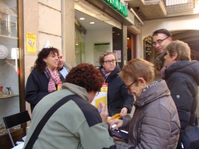 ANC - 'Signa un vot' al carrer Major