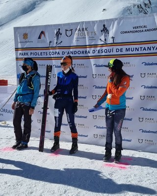 Lídia Puyals, guanyadora de la Comapedrosa Andorra (Foto: Sergi Cava)