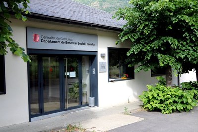 Entrada de la Residència Àngel Serafí Casanoves de Sort (Foto: ACN)
