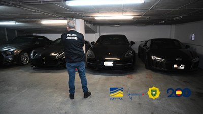 Decomís de cotxes d'alta gamma a Andorra en una operació conjunta, amb França i Espanya, contra el blanqueig de capitals (Foto: Policia d'Andorra)