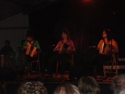 Tercet Live Hallum