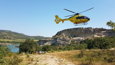 Un helicòpter sobrevola la zona del Congost de Mont-rebei (Foto: ACN)