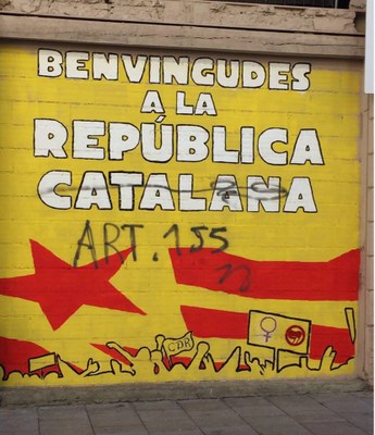 Guixades al mural de benvinguda a la República (Foto: CDR Alt Urgell)