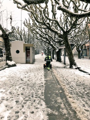 Tasques de retirada de la neu a la Seu (Foto: Ajuntament de la Seu)