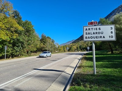 La C-28, al tram entre Vielha i Vaquèira (Foto: ACN)