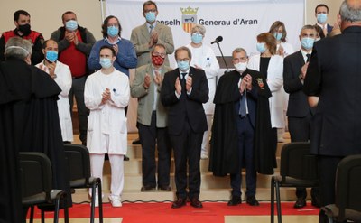 Minut de silenci durant l'Hèsta d'Aran per recordar les víctimes de la COVID-19 (Foto: Generalitat)
