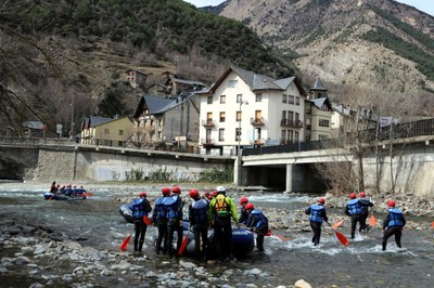 Ràfting al riu Noguera Pallaresa (Foto: ACN)