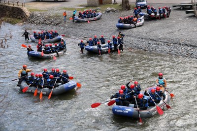 Tret de sortida a la temporada de ràfting al Pallars Sobirà
