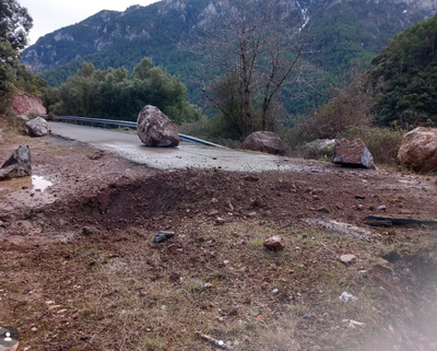 Despreniment a la carretera de Noves a Taús (Foto: Instagram @la_guardia_d_ares)