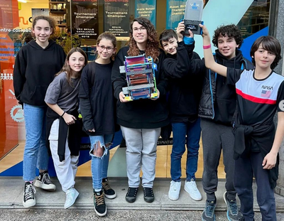 Primer premi per a alumnes de l'Institut La Valira a la VEX Robotics Competition de Girona (@inslavalira_oficial)