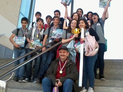 Institut Joan Brudieu - Alumnes First Lego League 2013